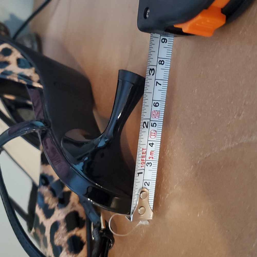 Leopard Print Slingback Heels - Picture 9 of 9